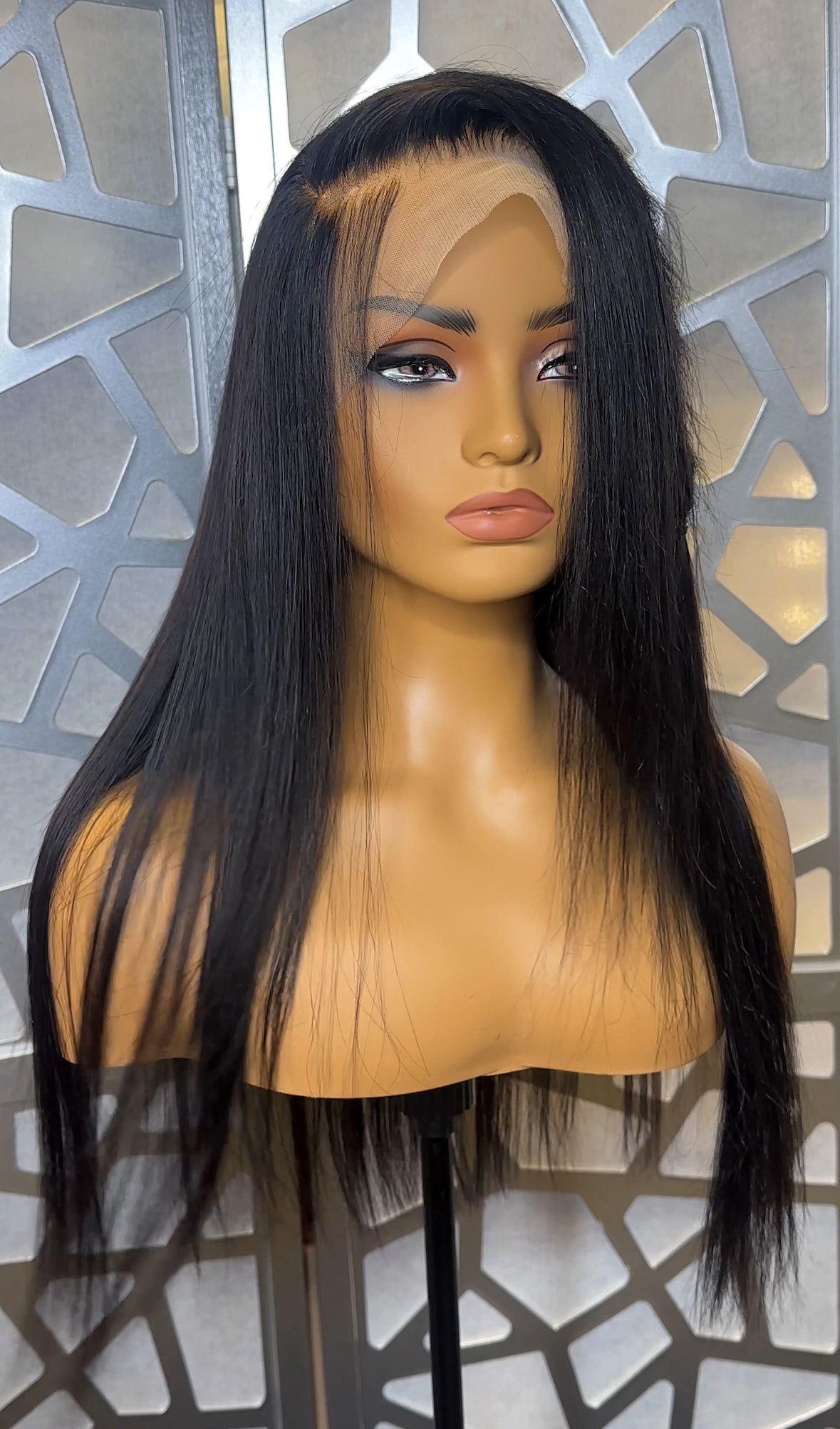 1B/Black 24-26 Inch Straight 13x4 HD Lace Front Wig